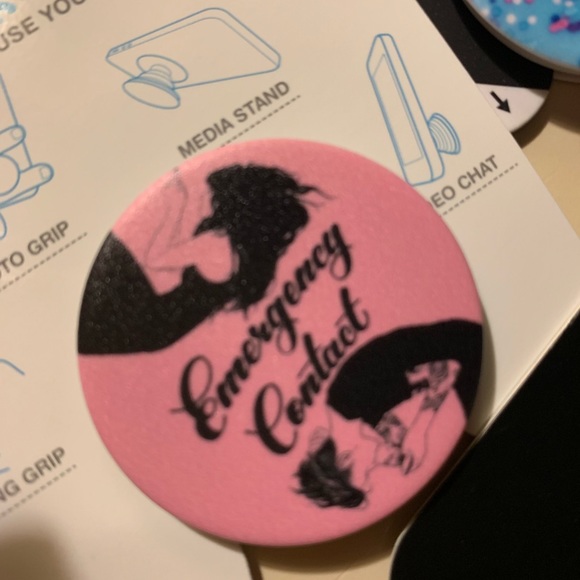 Pop sockets! - Picture 4 of 4